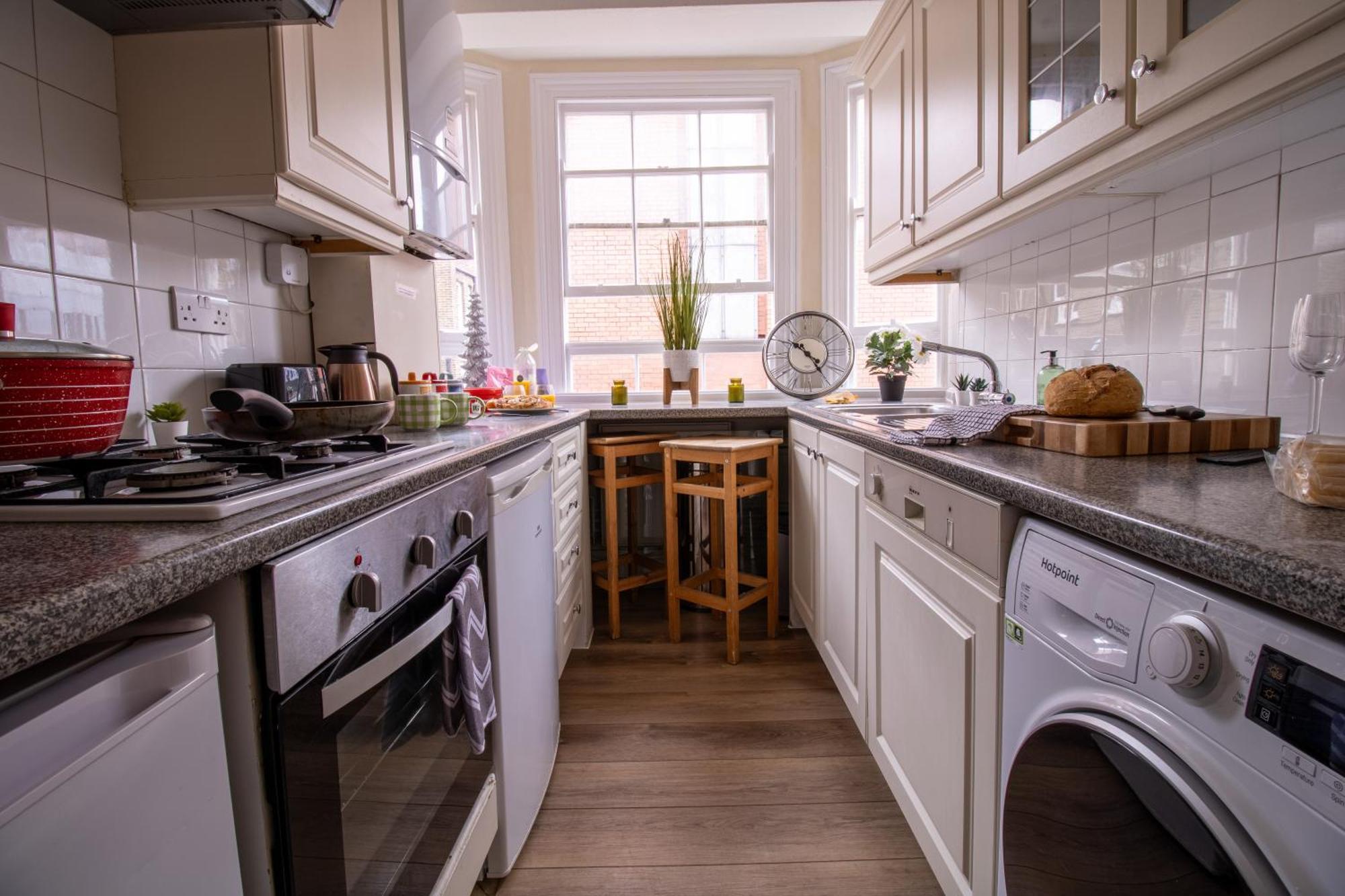Cosy 2-Bedroom Apartment In Mayfair 8Cb - 4Th Floor No Elevator London Exterior photo